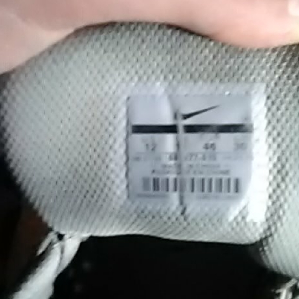 Shoes - Picture 2 of 4